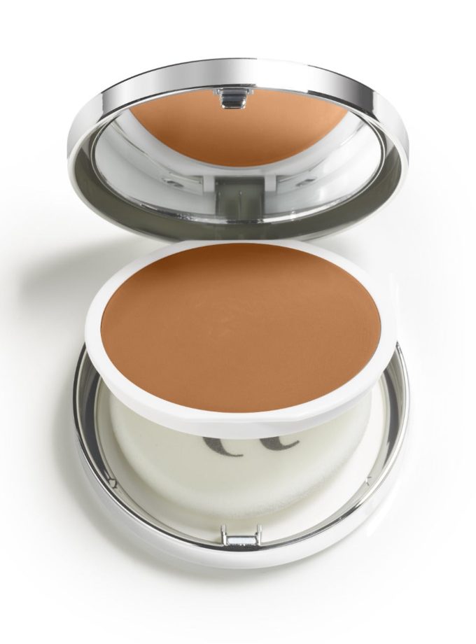 Weightless Cream Foundation Nutmeg